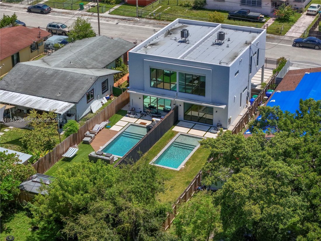 House in Miami, Florida, United States 4 - 16928244
