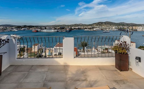 Haus in Ibiza, Balearische Inseln, Spanien 1