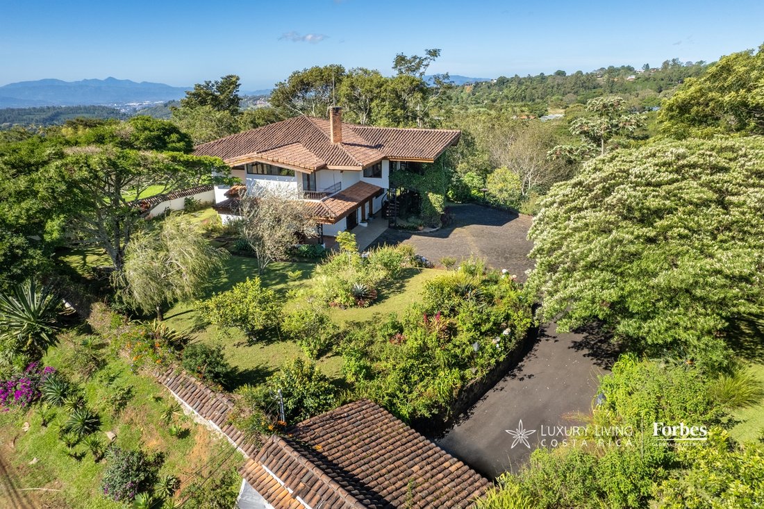 Finca in Santa Bárbara de Heredia, Heredia Province, Costa Rica 1 - 13685797