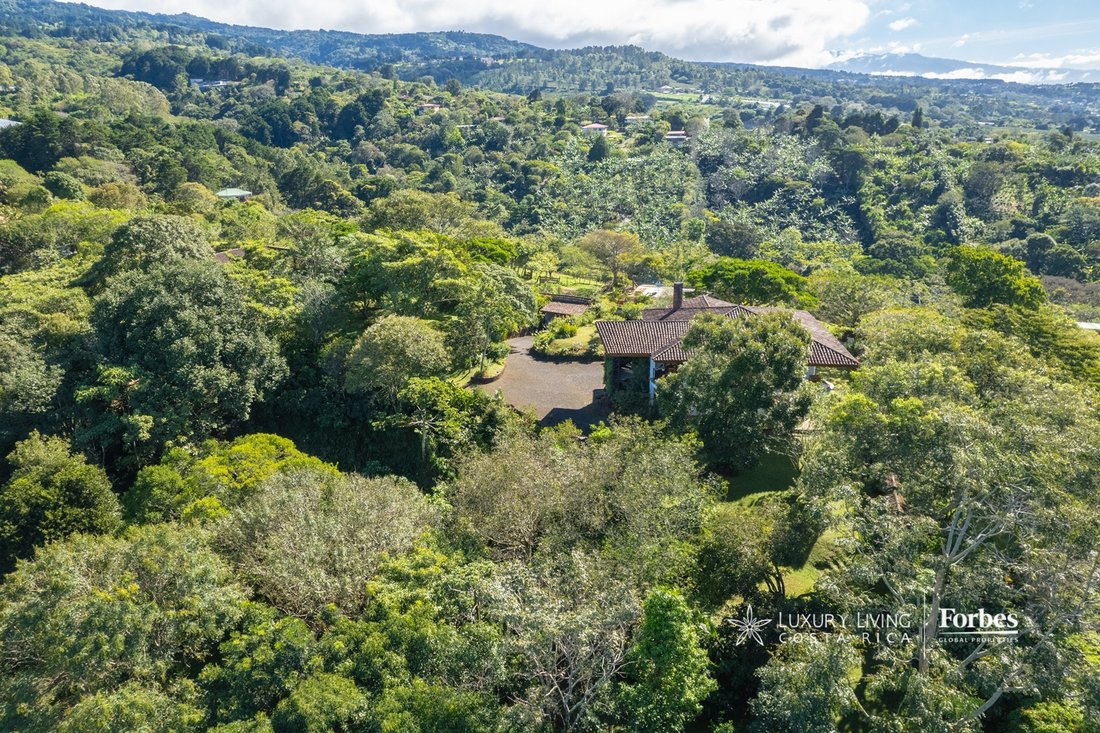 Finca in Santa Bárbara de Heredia, Heredia Province, Costa Rica 3 - 13685797