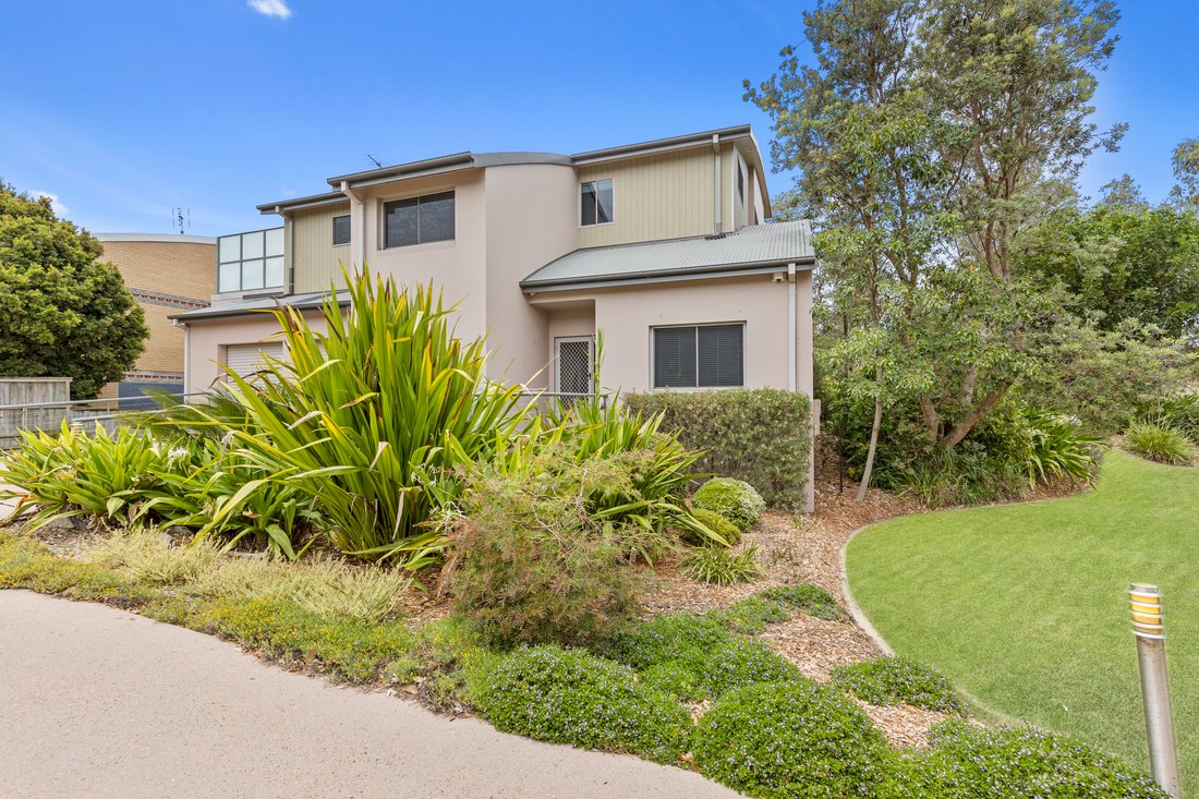 House in Broulee, New South Wales, Australia 2 - 16934835