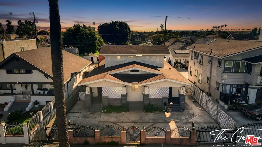 Los Angeles, California, United States 1 - 16935129