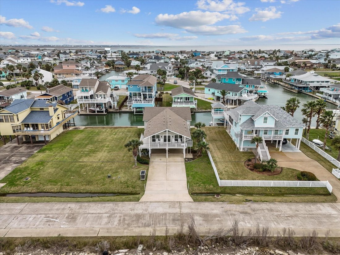 House in Galveston, Texas, United States 5 - 16933026