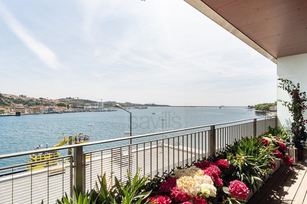 Apartment in Lordelo do Ouro e Massarelos, Porto District, Portugal 2 - 16828583