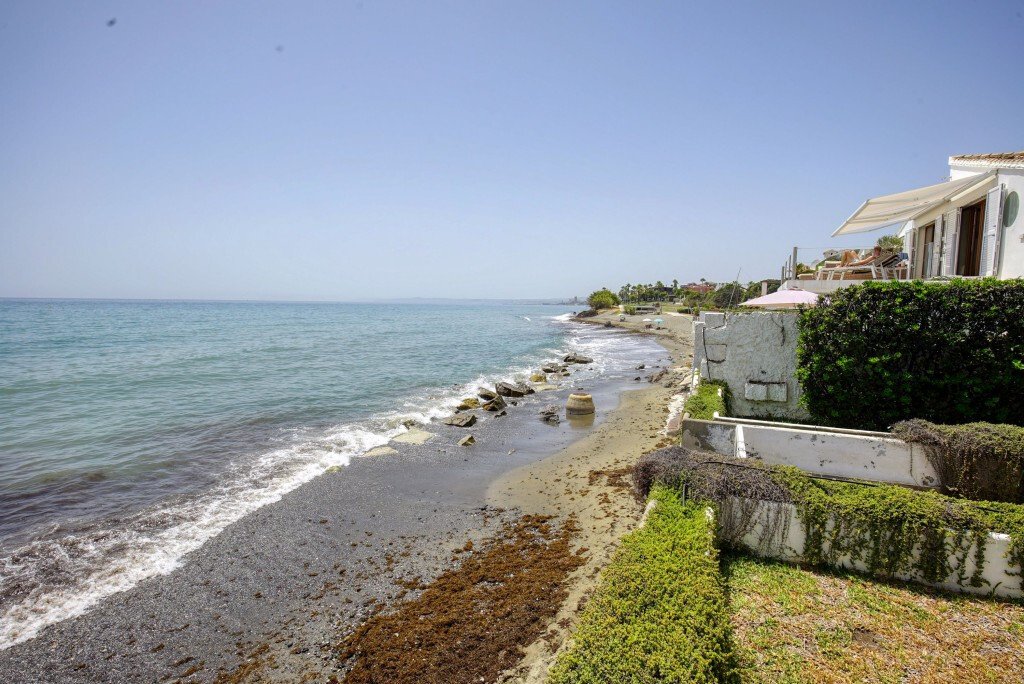 Villa in Estepona, Andalusia, Spain 4 - 16935393