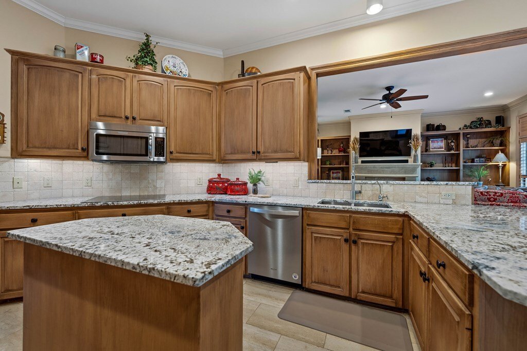 House in San Saba, Texas, United States 4 - 16934228