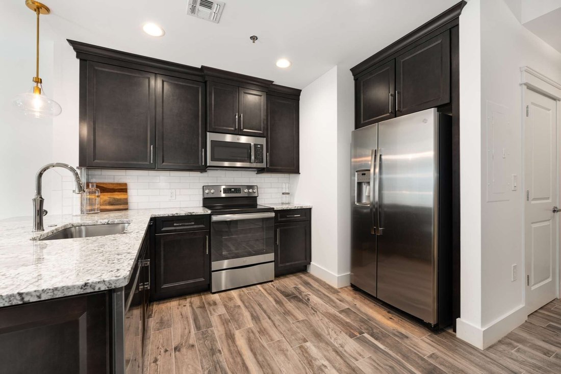 Condo in Nashville, Tennessee, United States 5 - 16935361