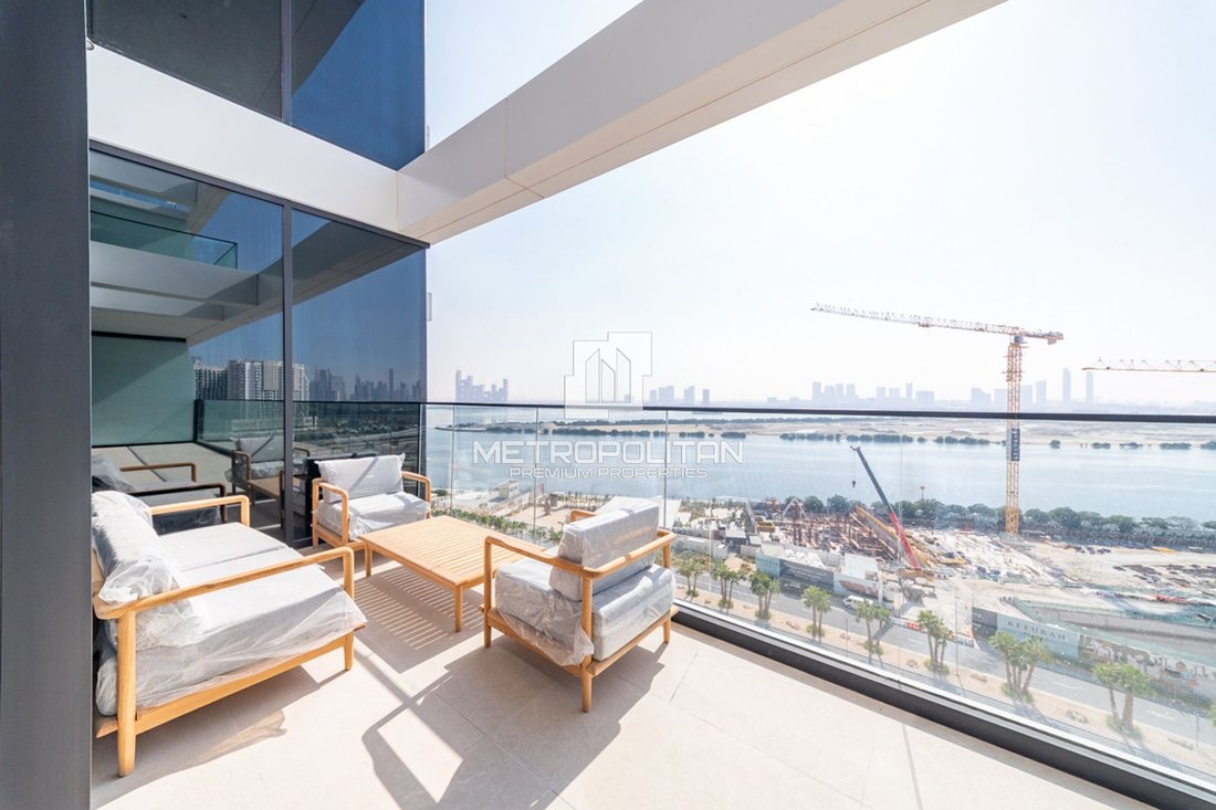 Apartment in Al Jaddaf, Dubai, United Arab Emirates 2 - 15379875