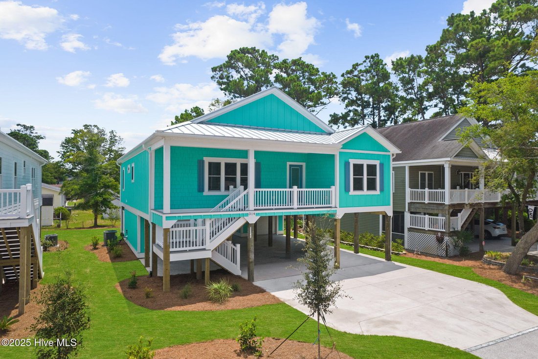 House in Oak Island, North Carolina, United States 2 - 16934658
