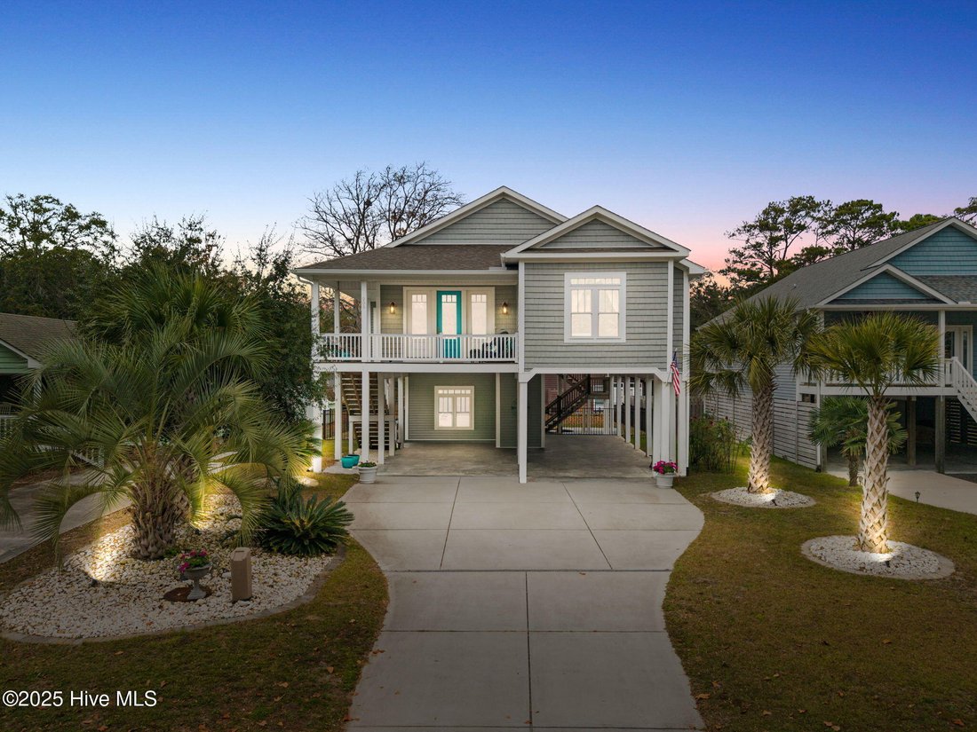 House in Oak Island, North Carolina, United States 2 - 16934654