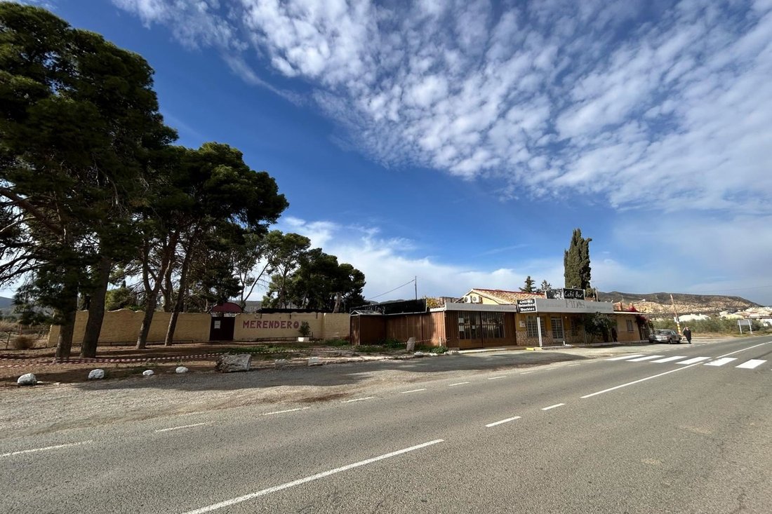 Villa in Puerto Lumbreras, Región de Murcia, Spain 3 - 16931262