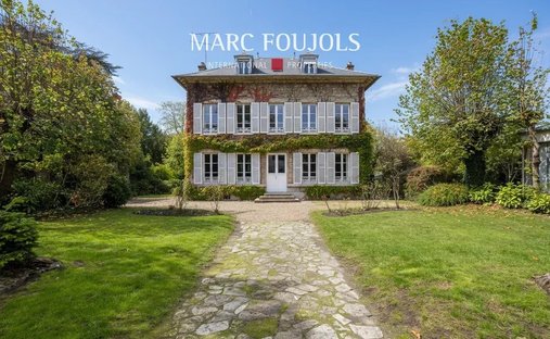 House in La Faisanderie, L'Isle-Adam, France 1