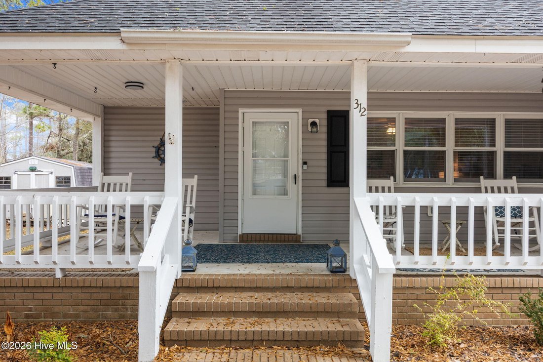 House in Oak Island, North Carolina, United States 2 - 16934641