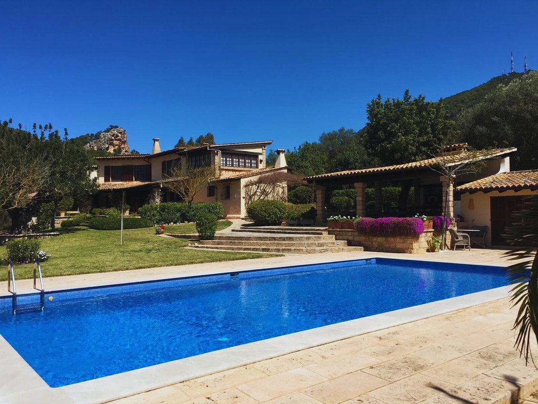 Finca in Andratx, Balearic Islands, Spain 1 - 16934018