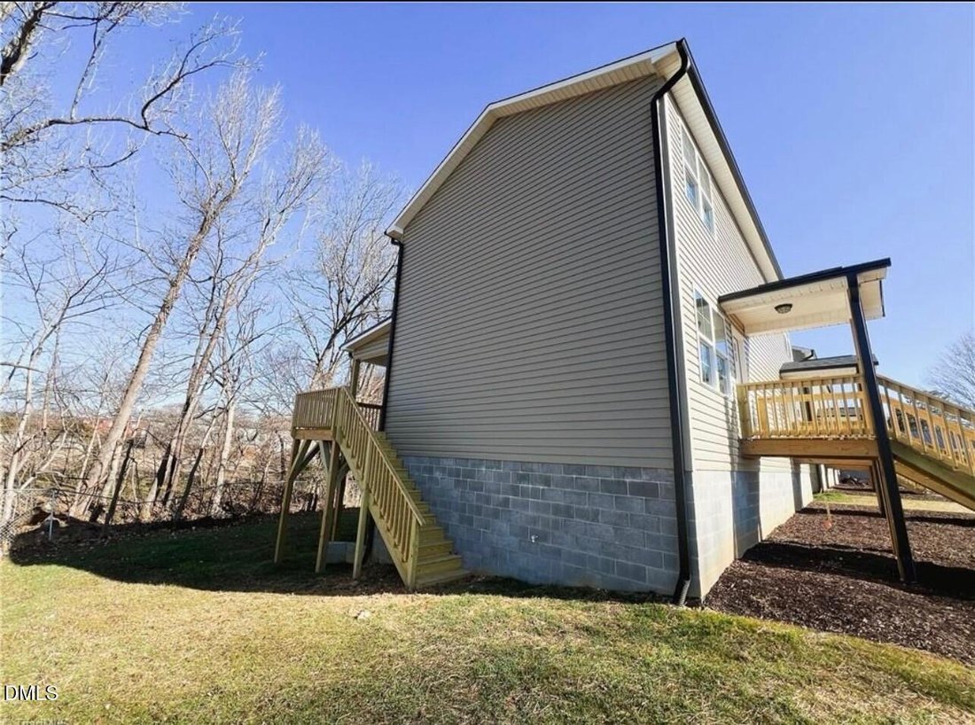 Apartment in Liberty, North Carolina, United States 4 - 16933092