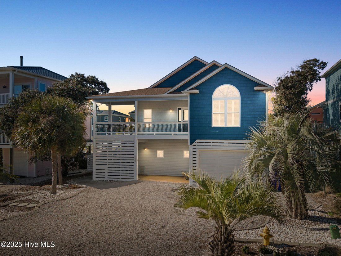 House in Oak Island, North Carolina, United States 2 - 16934642