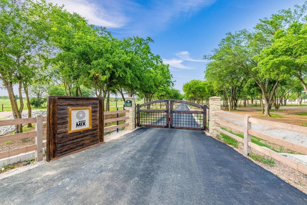 Farm Ranch in Joshua, Texas, United States 4 - 16934050
