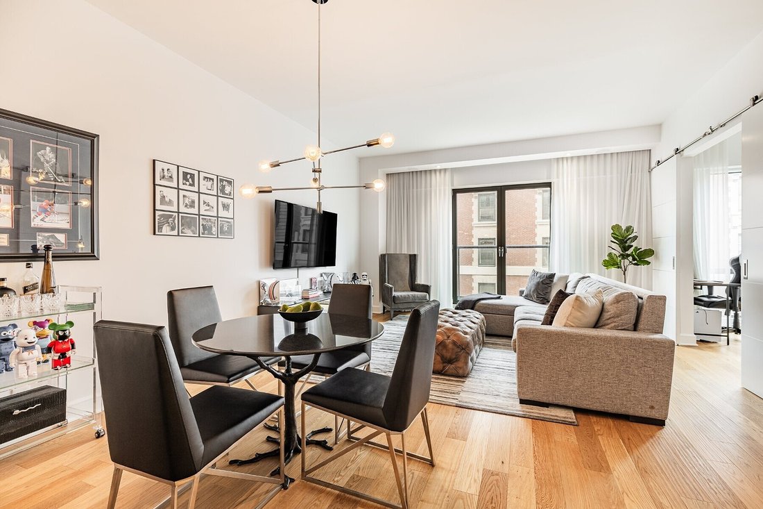 Condo in Montreal, Quebec, Canada 2 - 16934899
