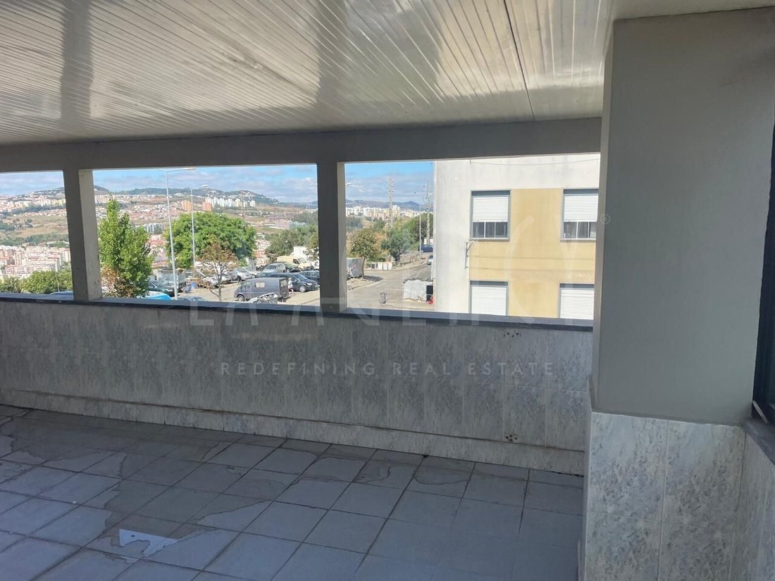 Apartment in Sacavem, Lisbon, Portugal 2 - 16931834