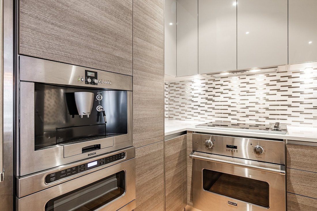 Condo in Montreal, Quebec, Canada 5 - 16934899