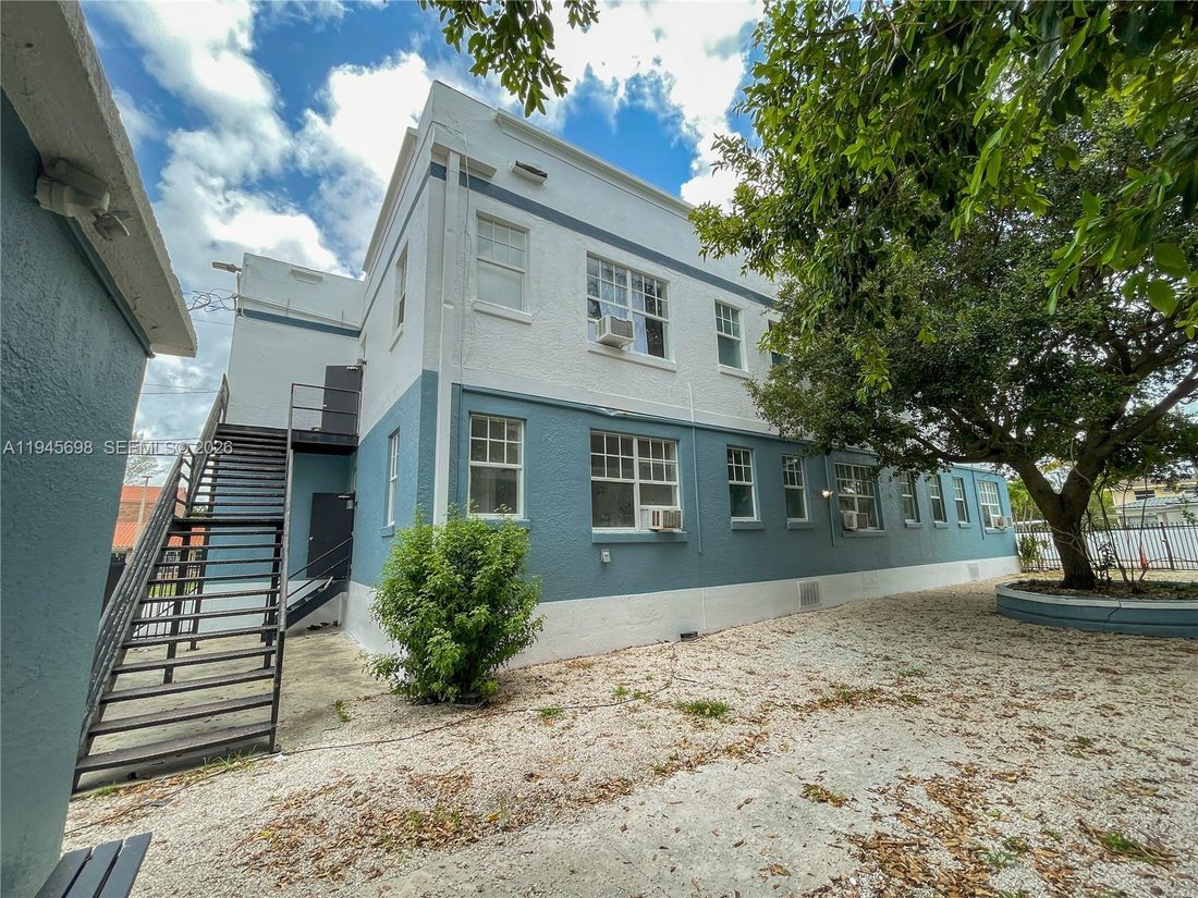 Miami, Florida, United States 2 - 16932814