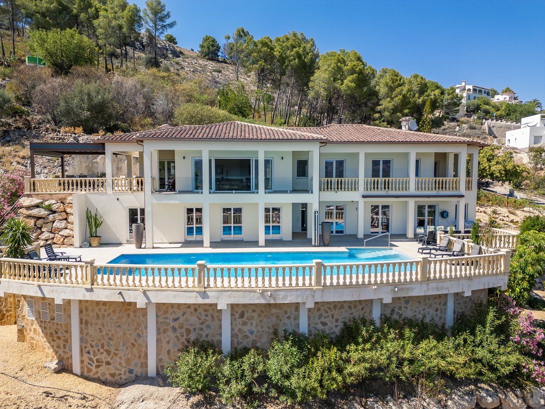 Villa in Alkali, Valencian Community, Spain 2 - 16933795