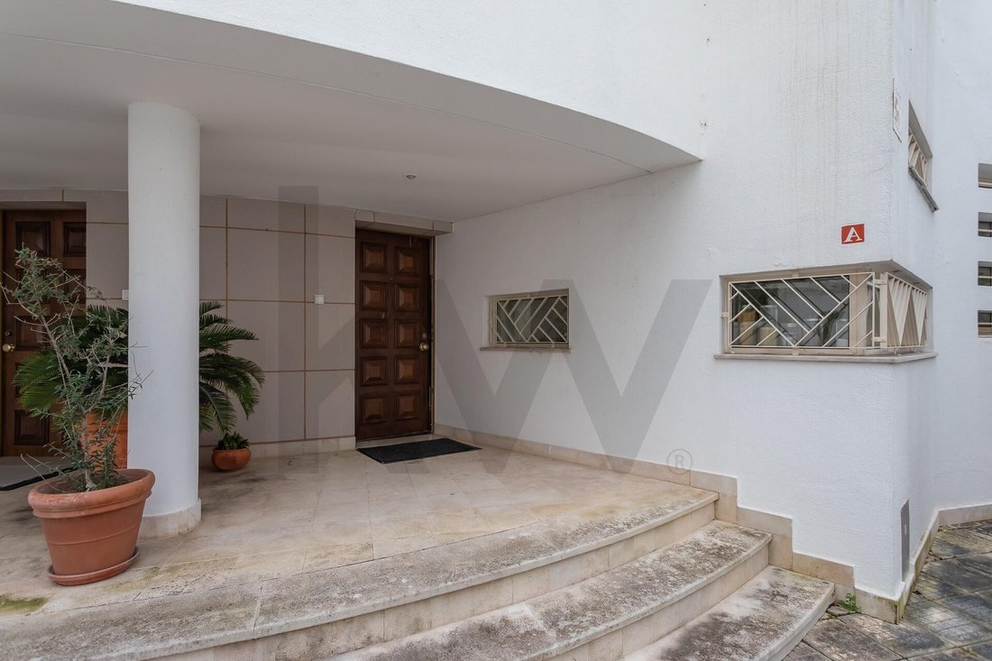 Townhouse in Alges, Linda-a-Velha e Cruz Quebrada-Dafundo, Lisbon, Portugal 5 - 16935451