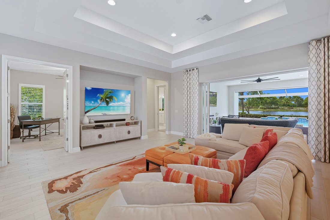 House in Naples, Florida, United States 5 - 16261976