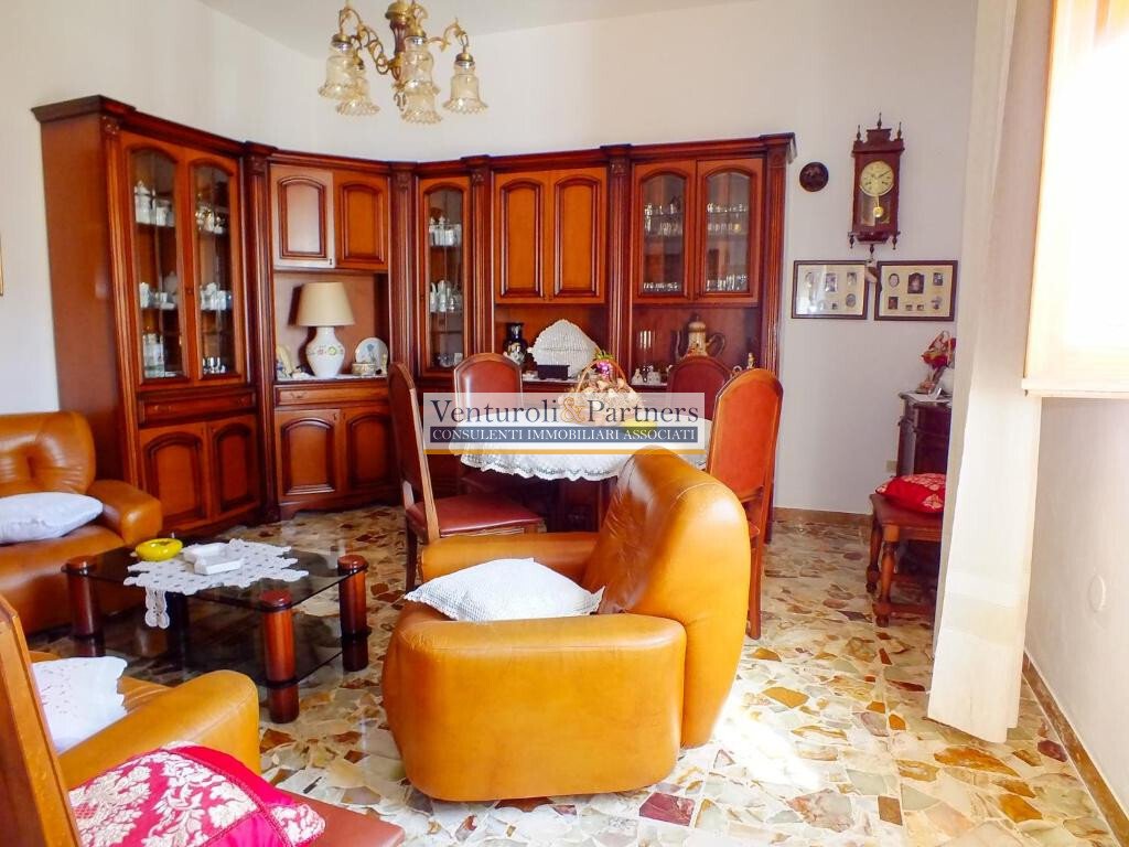 Villa in Desenzano Centro, Desenzano del Garda, Lombardy 2 - 16934404
