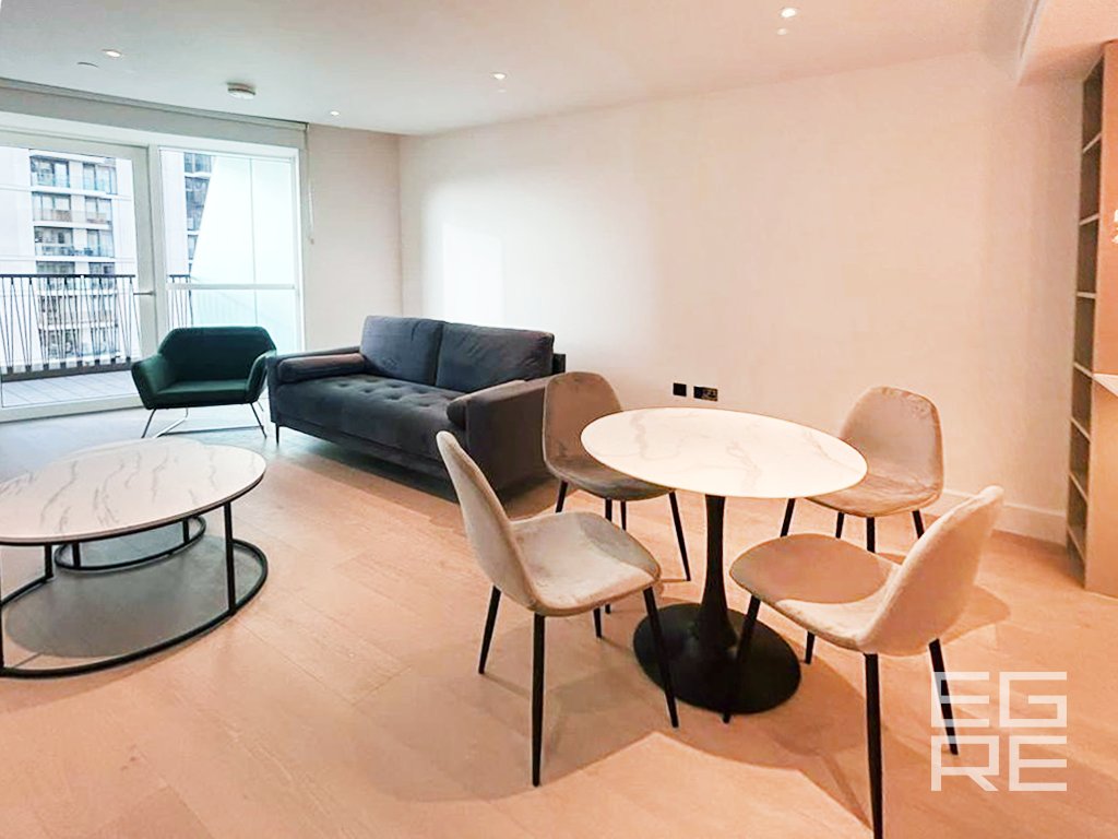 Apartment in East Acton, Ealing, England 2 - 16933047