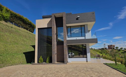 House in San Vicente, San Vicente, Colombia 1