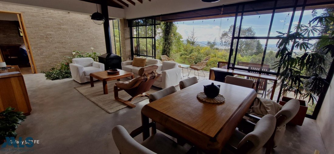 Finca in La Ceja, Antioquia, Colombia 2 - 16929370