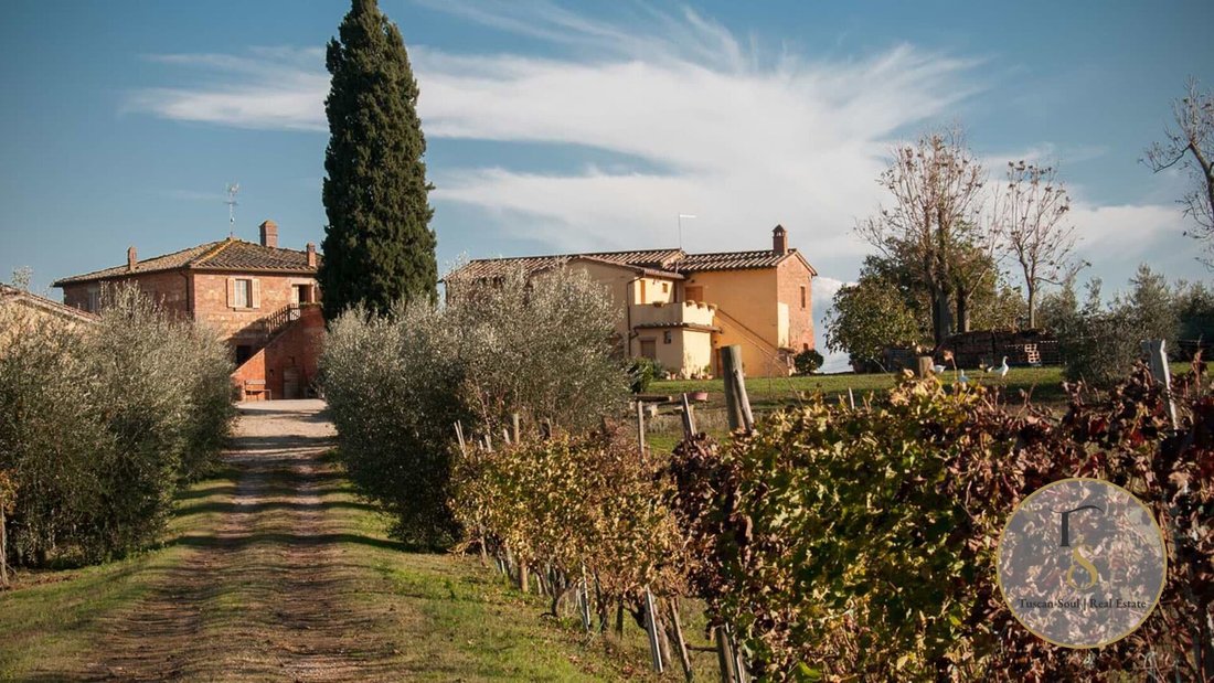 Casa di campagna a Montepulciano, Toscana, Italia 2 - 16872179
