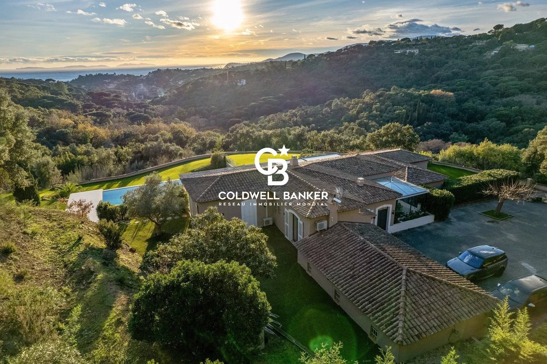 Tenuta a La Croix-Valmer, Provenza-Alpi-Costa Azzurra, Francia 1 - 16930561