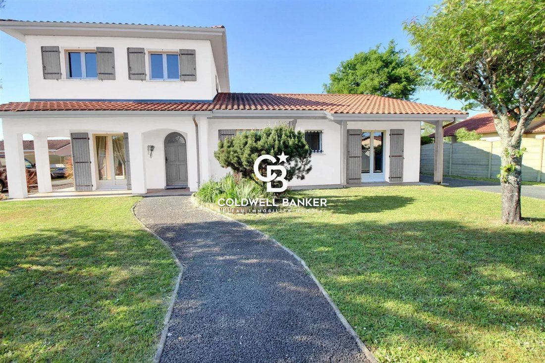 House in Mestras, Gujan-Mestras, France 1 - 12313542