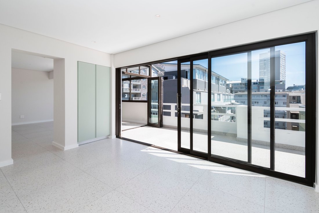 Apartment in Cape Town, Western Cape, South Africa 2 - 16935448