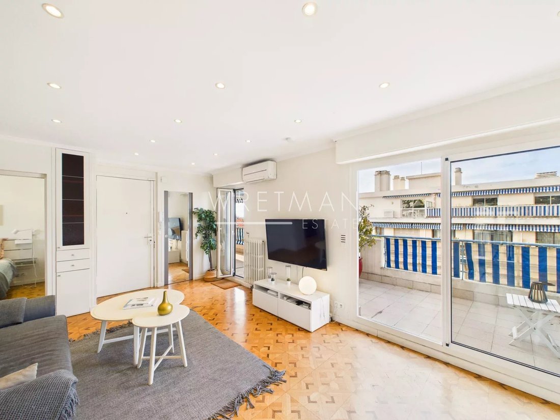 Apartment in Le Port, Nice, France 2 - 16929528