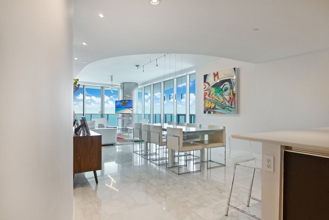 Condo in Sunny Isles Beach, Florida, United States 5 - 16934889