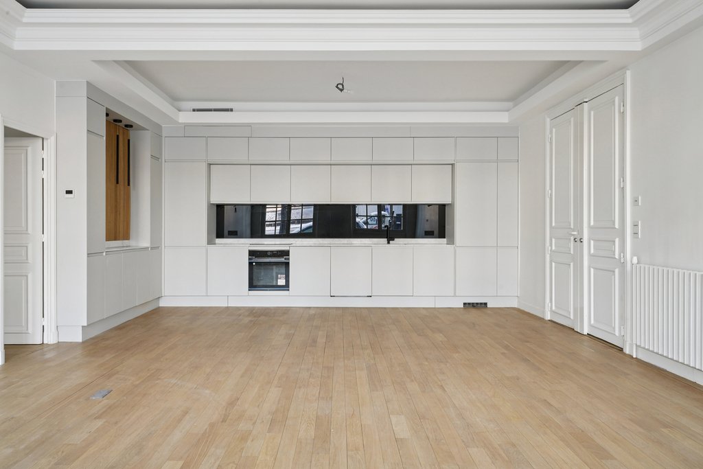 Apartment in Gros Caillou, Paris 7e Arrondissement, Paris 4 - 16902566