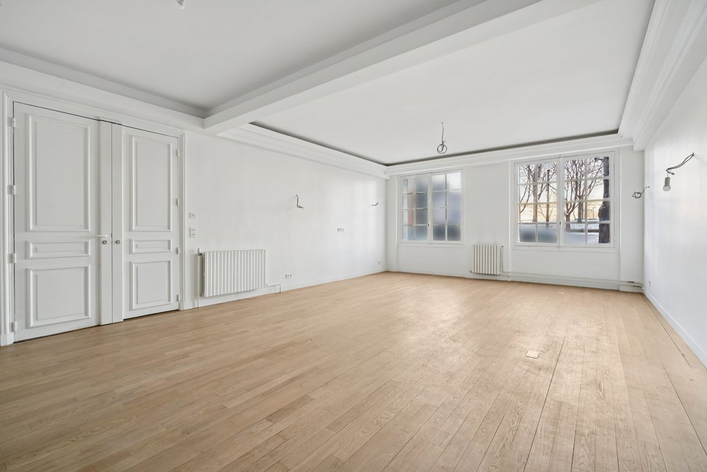 Apartment in Gros Caillou, Paris 7e Arrondissement, Paris 3 - 16902566