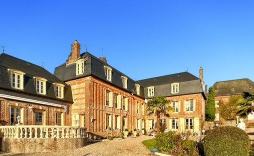 Schloss in Bailly-en-Rivière, Normandie, Frankreich 1