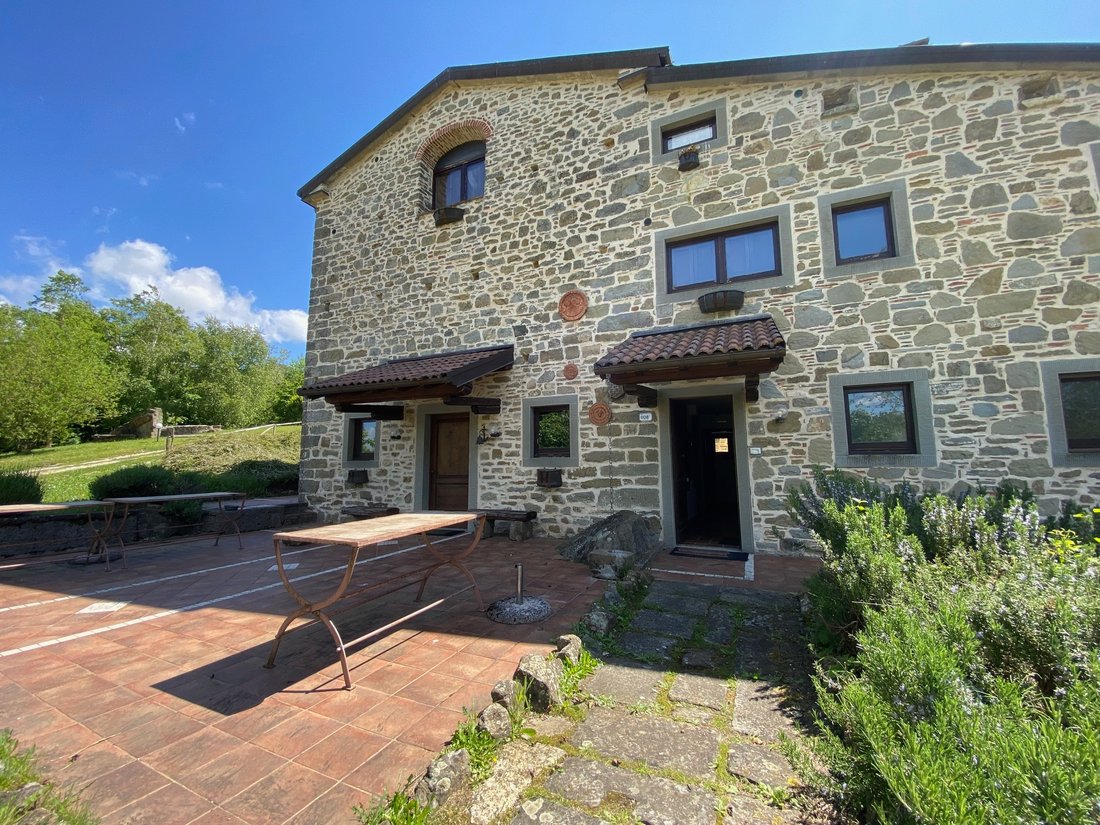Maisons de campagne à Borgo San Lorenzo, Toscane, Italie 1 - 16928566