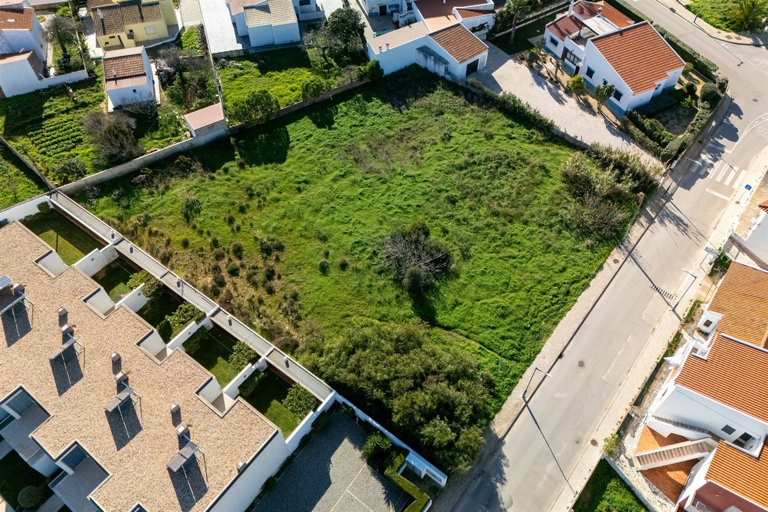 Land in Vila do Bispo e Raposeira, Algarve, Portugal 1 - 16935492