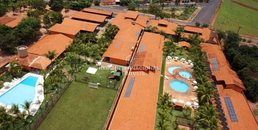 Farm Ranch in Vila Hipica, State of São Paulo, Brazil 1 - 16178433