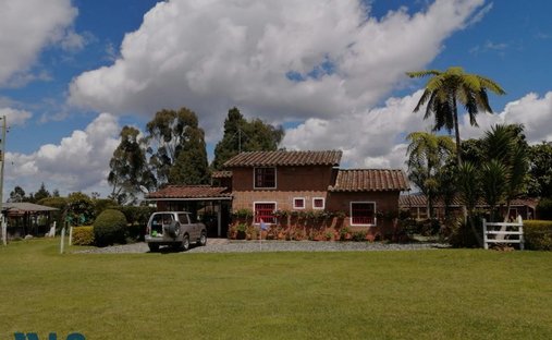 Finca in Ovejas, Antioquia, Colombia 1