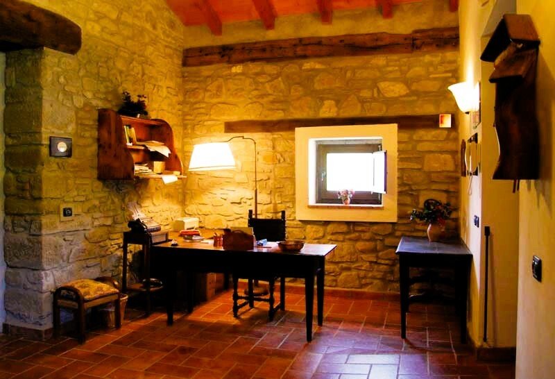 Maisons de campagne à Borgo San Lorenzo, Toscane, Italie 2 - 16928566