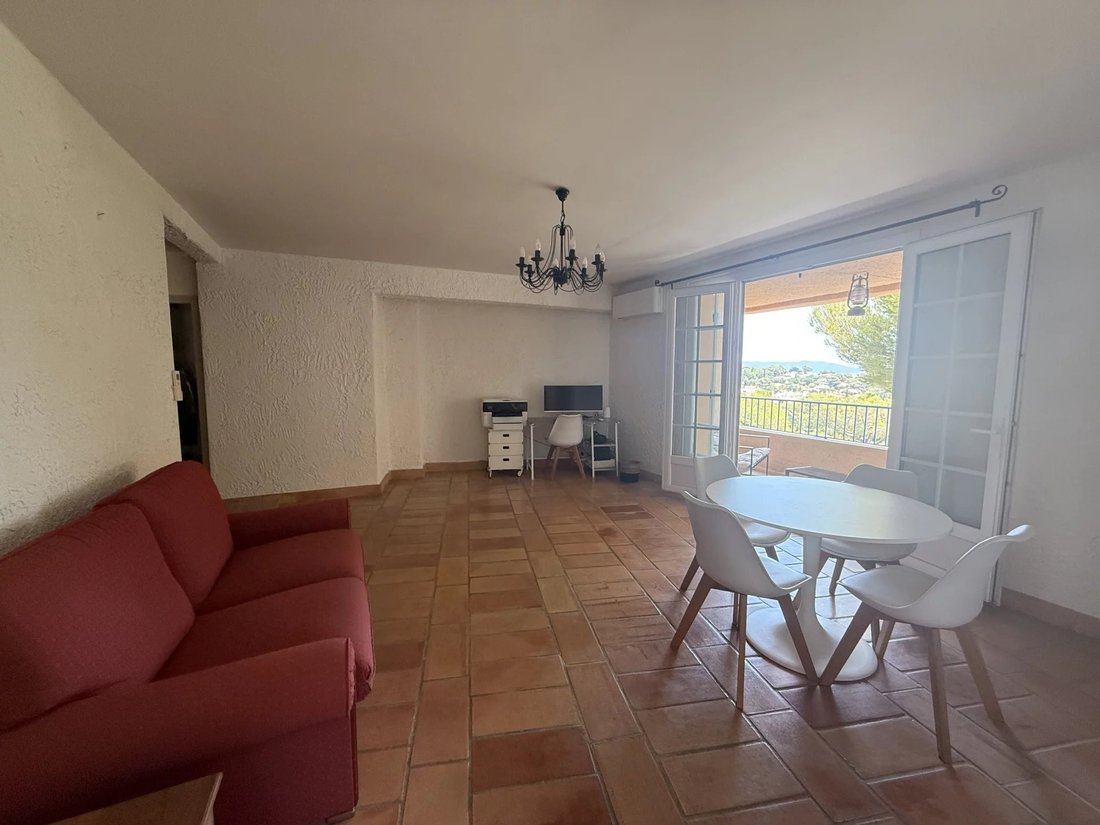 Apartment in Sud, Cavalaire-sur-Mer, France 3 - 16930120