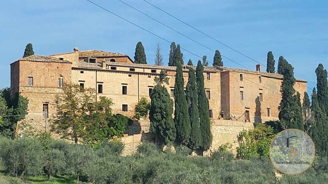 Villa in Montalcino, Tuscany, Italy 2 - 16740789