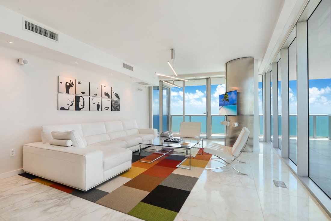 Condo in Sunny Isles Beach, Florida, United States 1 - 16934889