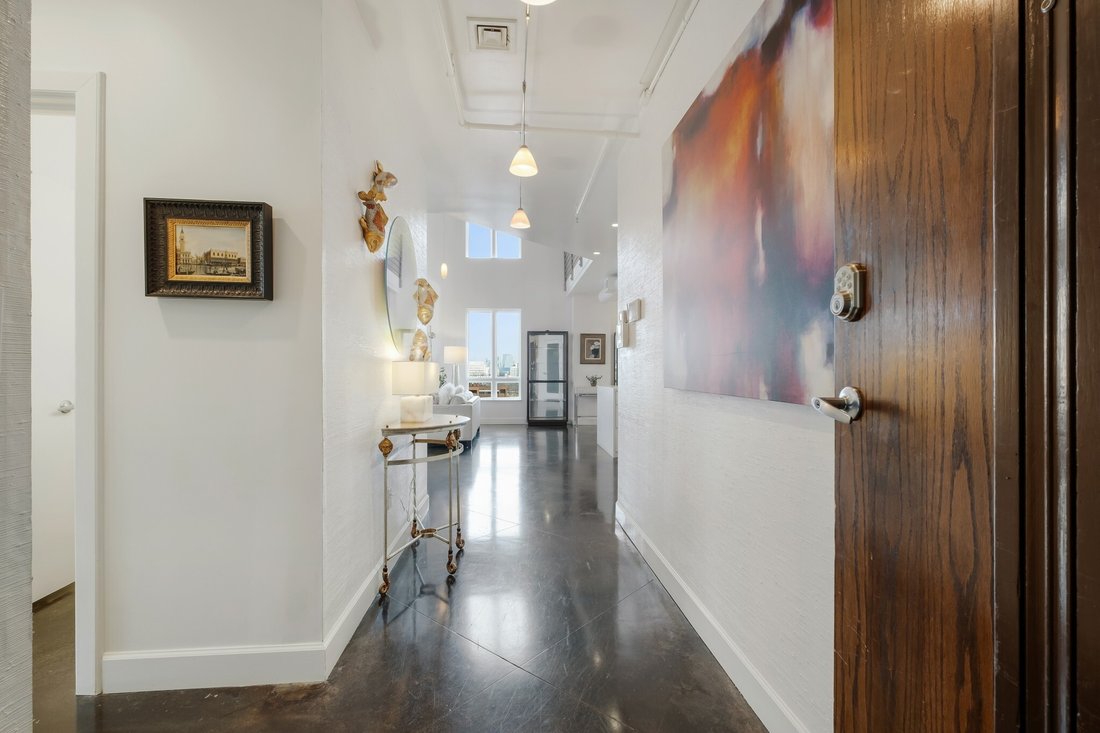 Condo in Nashville, Tennessee, United States 4 - 16933250